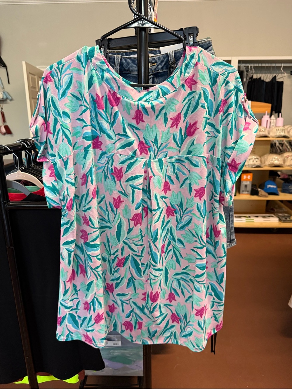 Dear Scarlet Tulip-Print Short Sleeve V-Neck Blouse in Pink & Teal - Picture 2 of 2